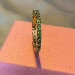 Like-New Swarovski Round Cut peridot green "Matrix" Ring